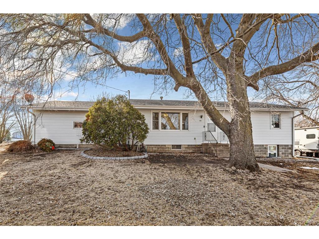 200 Bloomer Street W Morristown MN 55052 6681205 image1