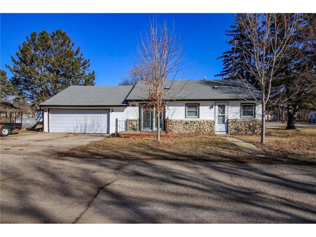 200 Center Avenue W Deer Creek MN 56527 7041618 image1