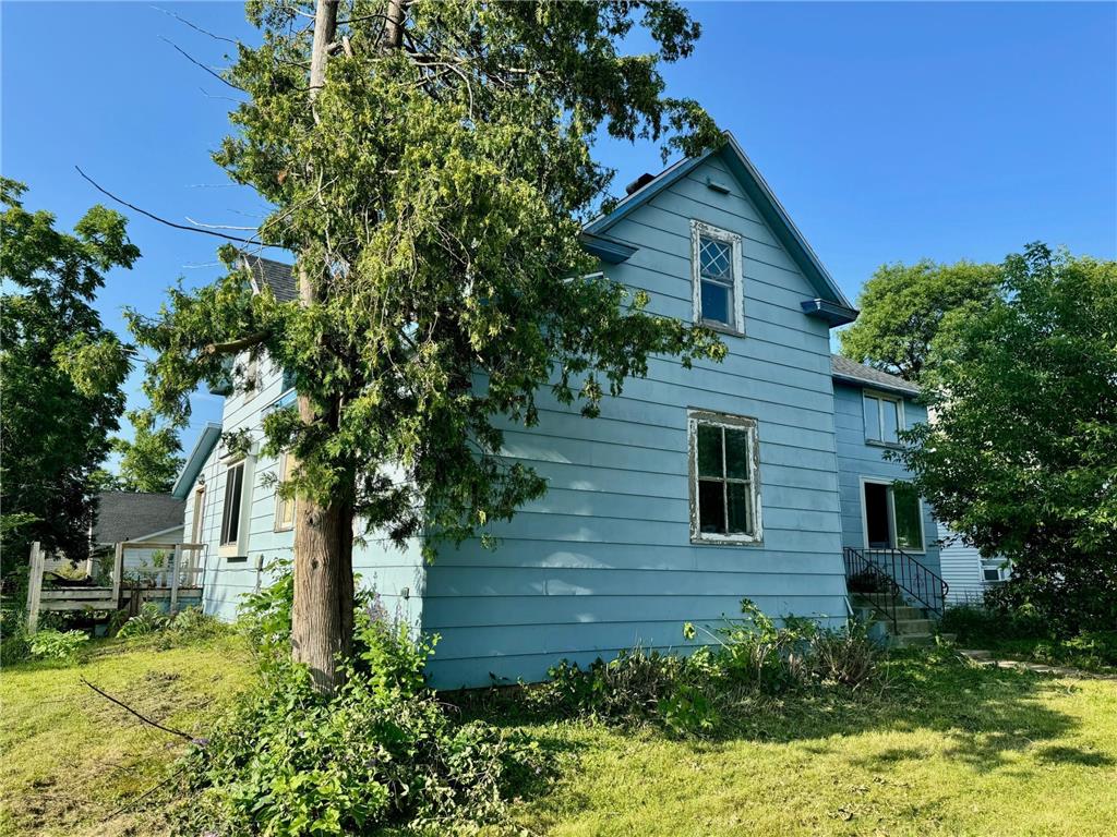 200 Central Avenue S Eagle Bend MN 56446 6570054 image1