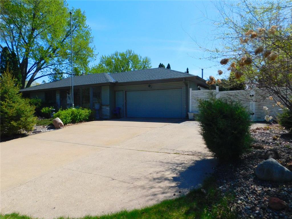200 Colleen Avenue Shoreview MN 55126 7010637 image1