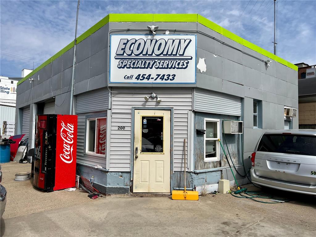 200 E 3rd Street Winona MN 55987 6352367 image1