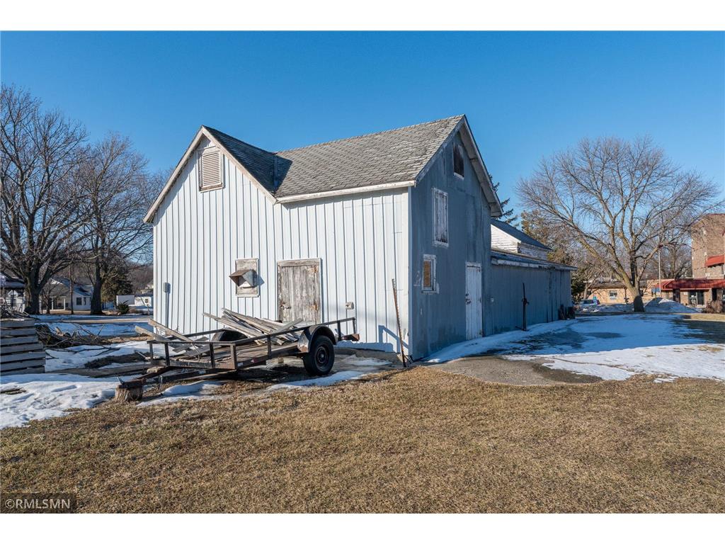 200 E North Street Janesville MN 56048 7019384 image22