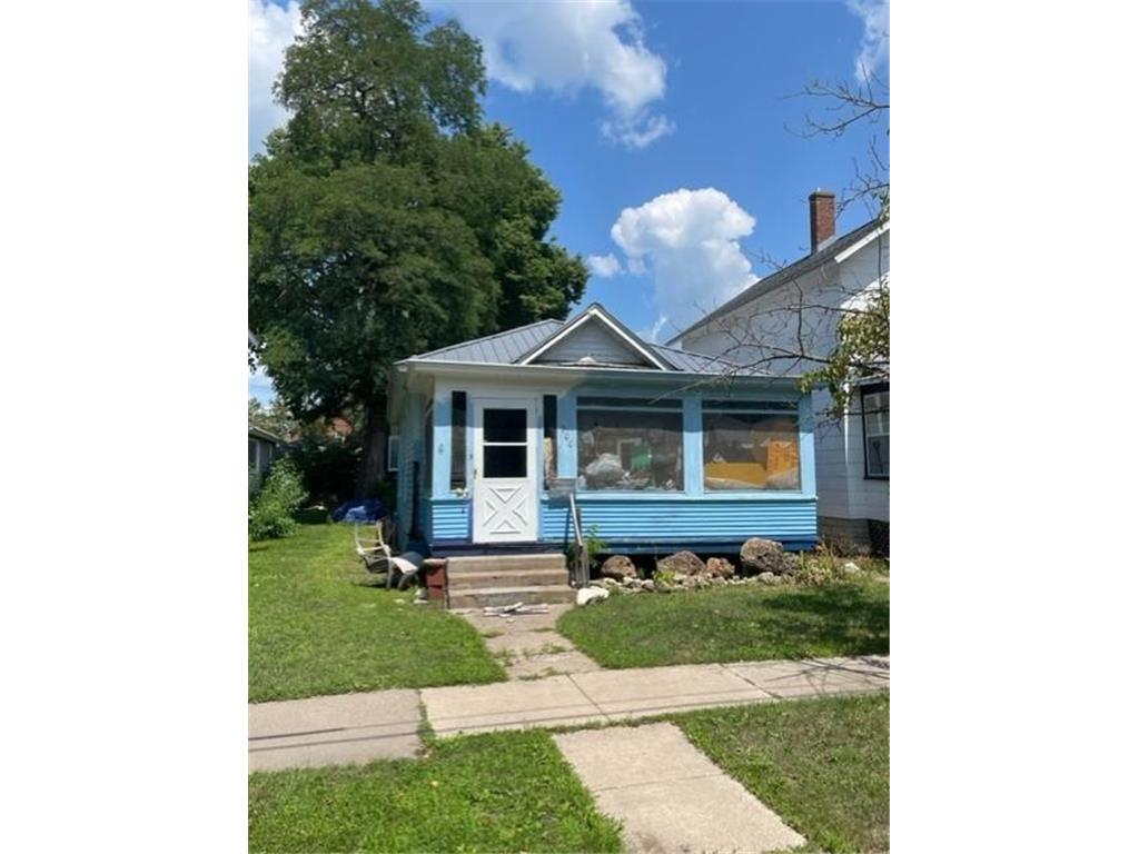 200 E Sanborn Street Winona MN 55987 6406013 image1