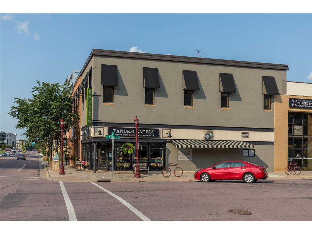 200 E Walnut Street Mankato MN 56001 6766682 image1