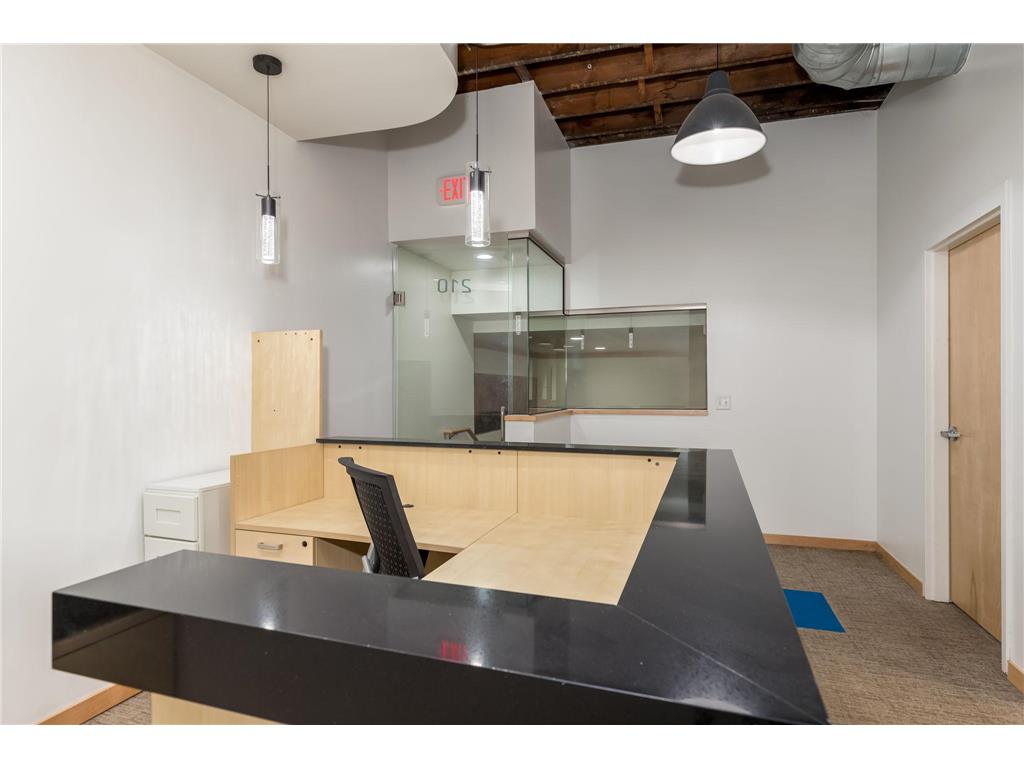 200 E Walnut Street Mankato MN 56001 6766682 image11