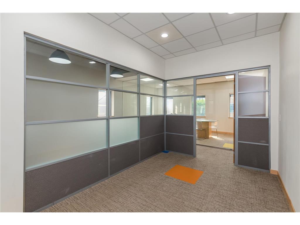 200 E Walnut Street Mankato MN 56001 6766682 image16