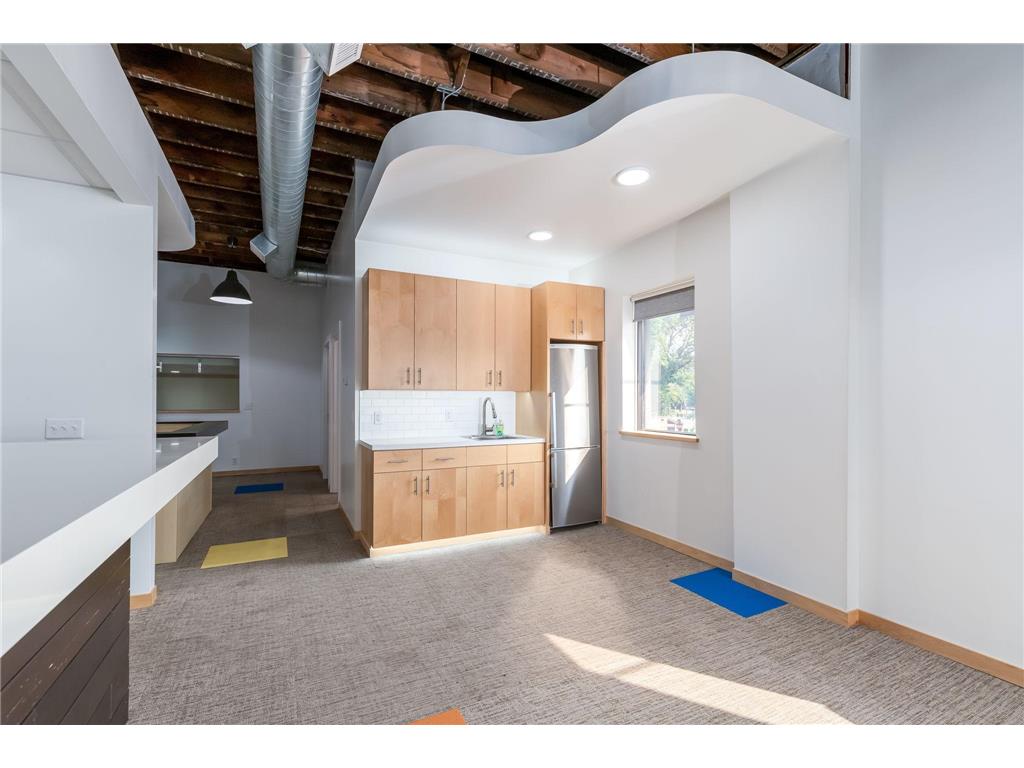 200 E Walnut Street Mankato MN 56001 6766682 image7