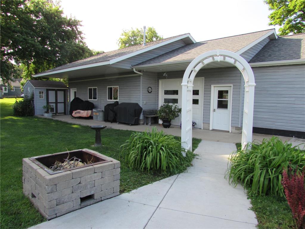 200 Kenzie Street Sherburn MN 56171 7088428 image1