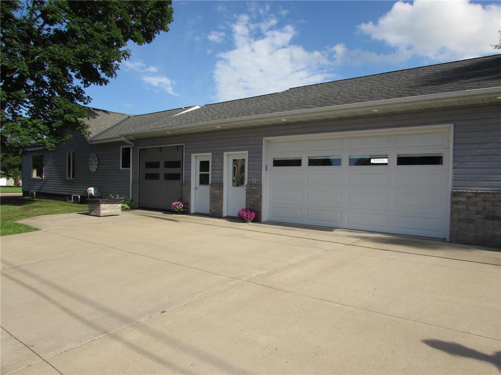 200 Kenzie Street Sherburn MN 56171 7088428 image2