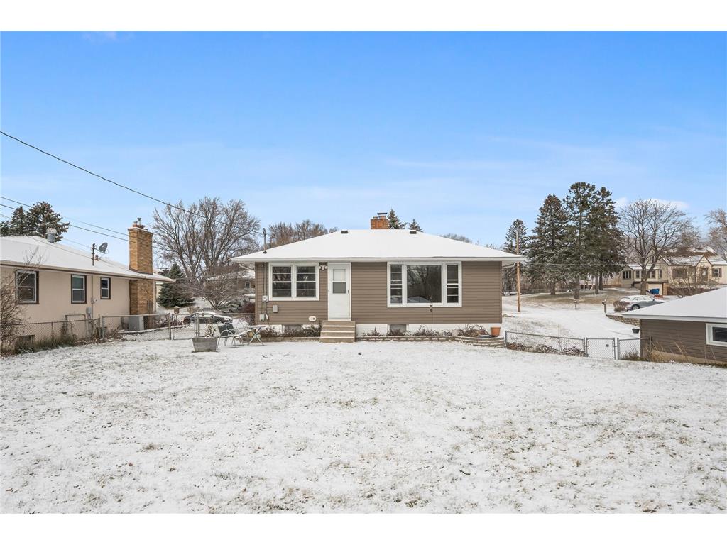 200 Logan Avenue W West Saint Paul MN 55118 6629889 image1
