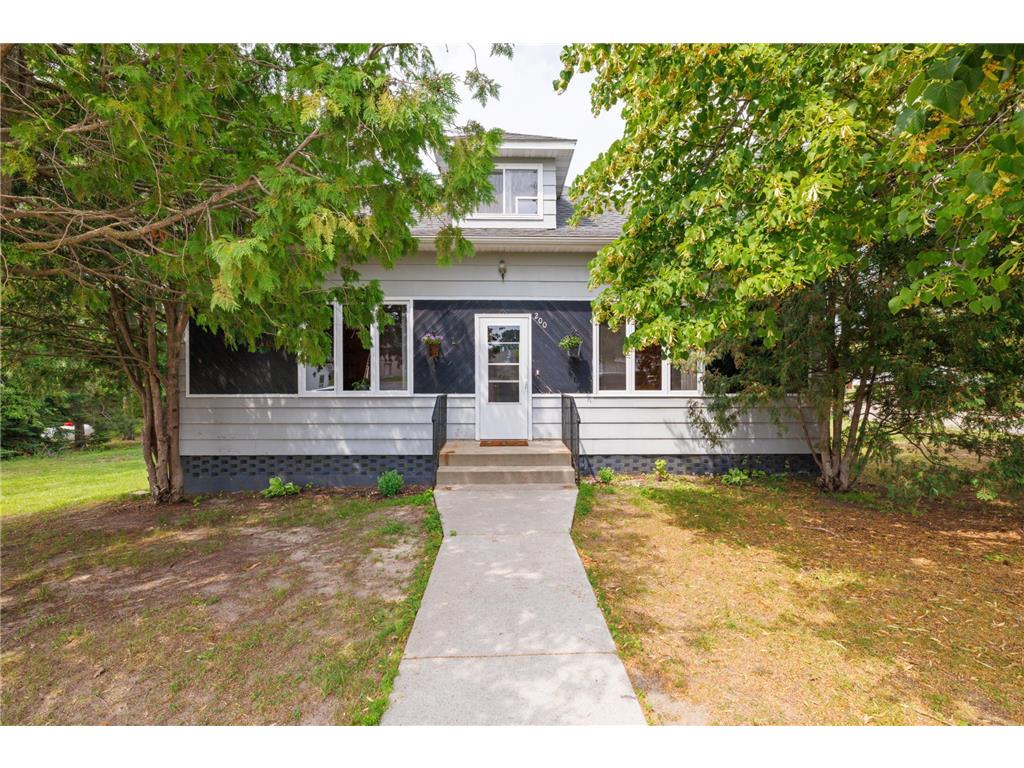 200 Main Street W Nevis MN 56467 6407029 image1