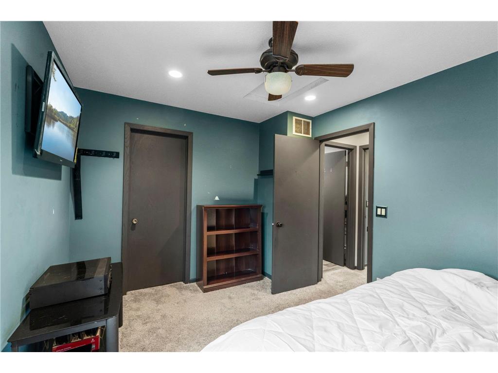 200 Meadow Drive Loretto MN 55357 7000167 image16