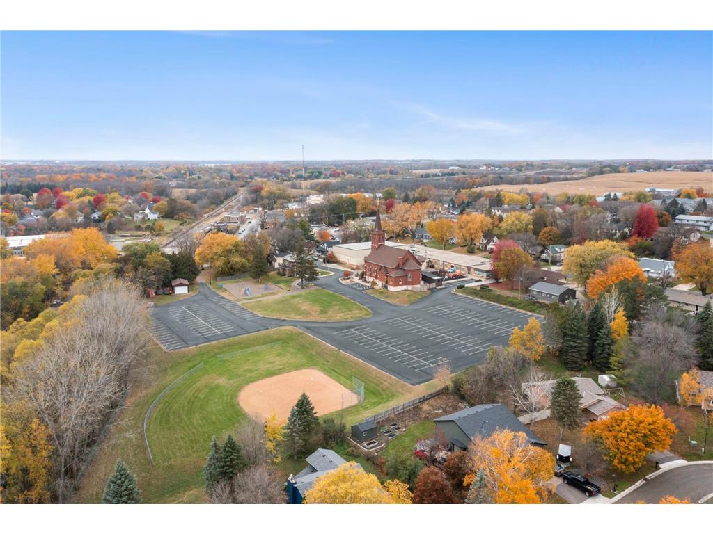 200 Meadow Drive Loretto MN 55357 7000167 image38