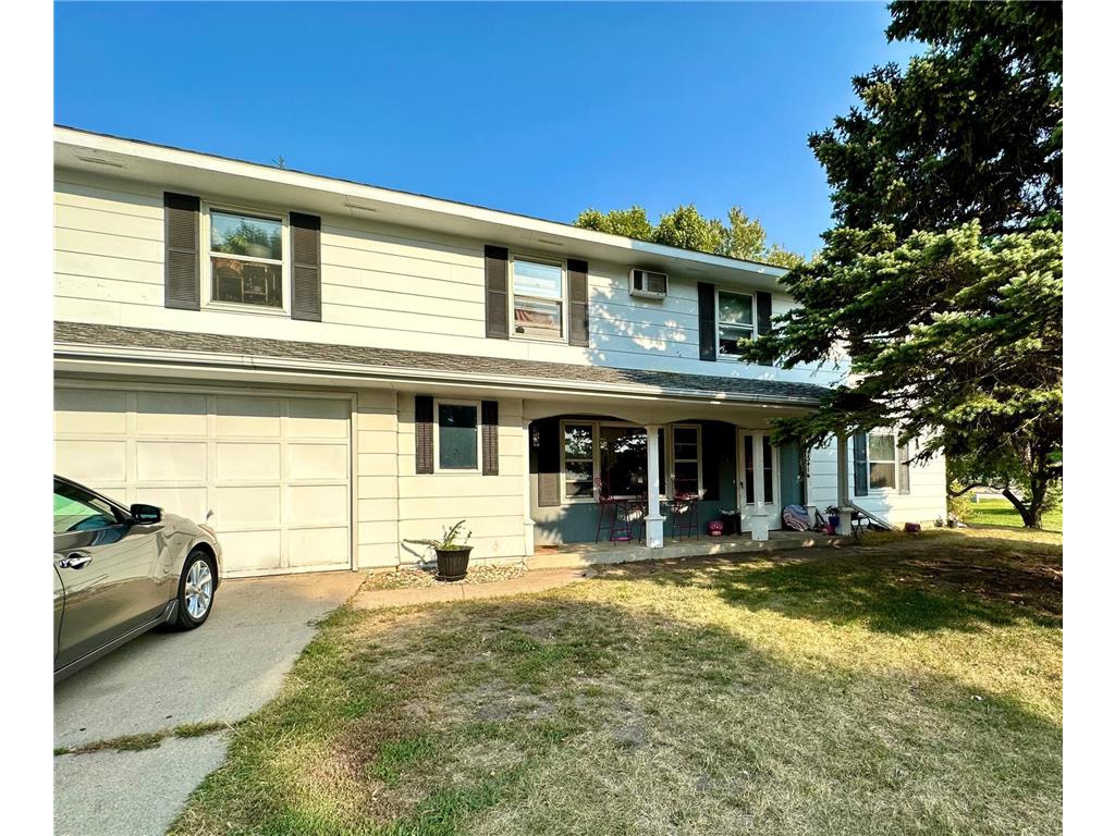 200 N Bruce Street Marshall MN 56258 6432669 image1