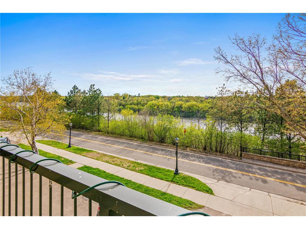 200 N Mississippi River Boulevard #2A Saint Paul MN 55104 - Mississippi 7061363 image37