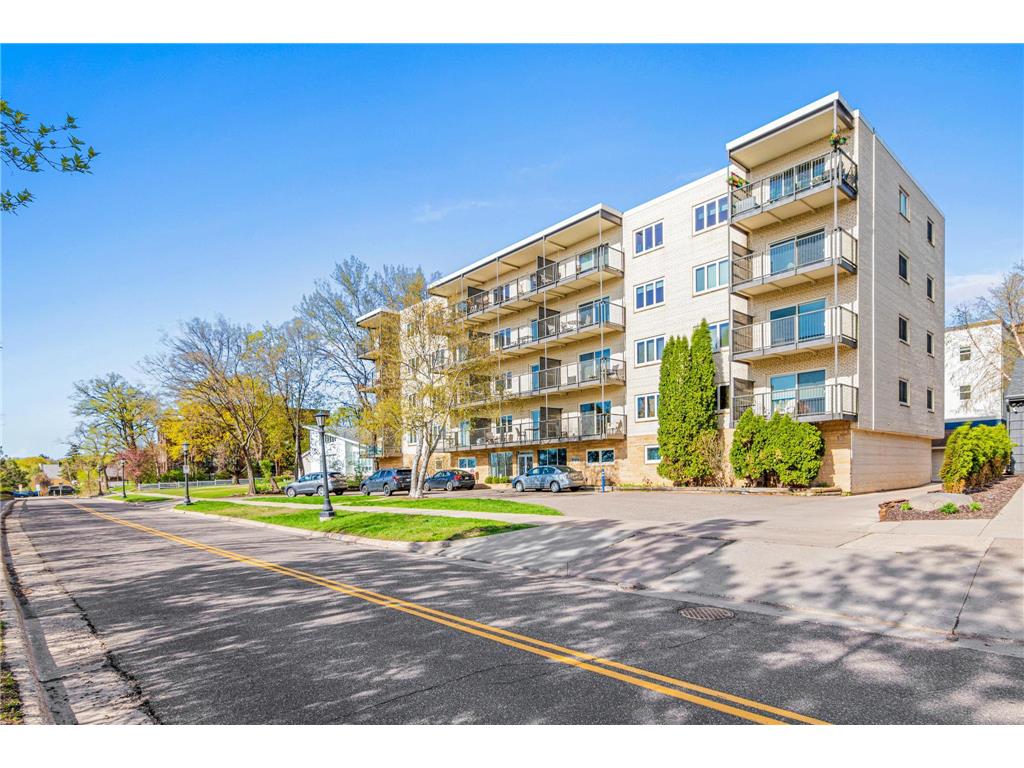 200 N Mississippi River Boulevard #2A Saint Paul MN 55104 - Mississippi 7061363 image38