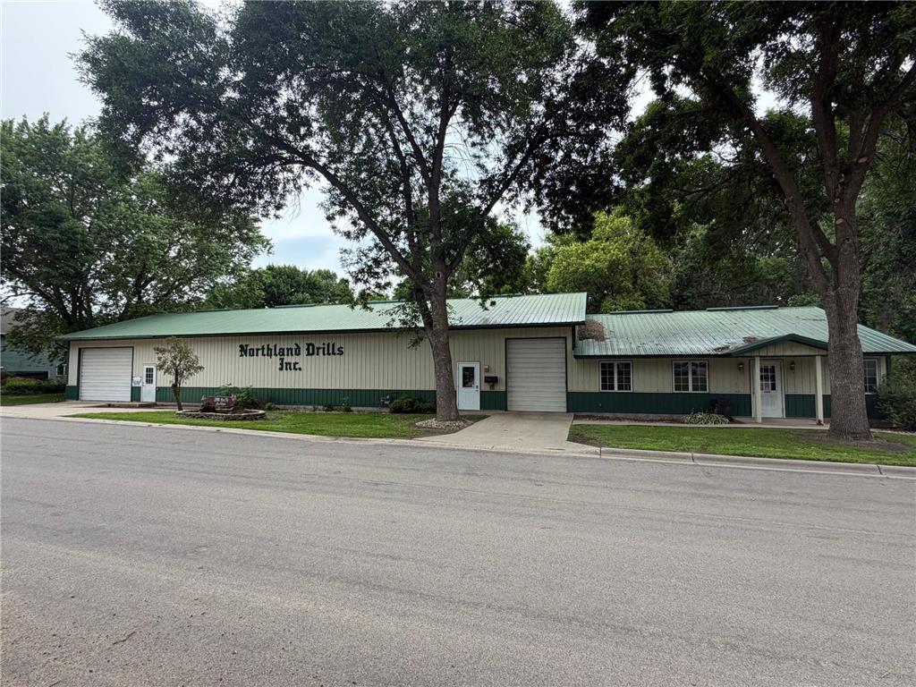 200 North Avenue W Grove City MN 56243 7102747 image2