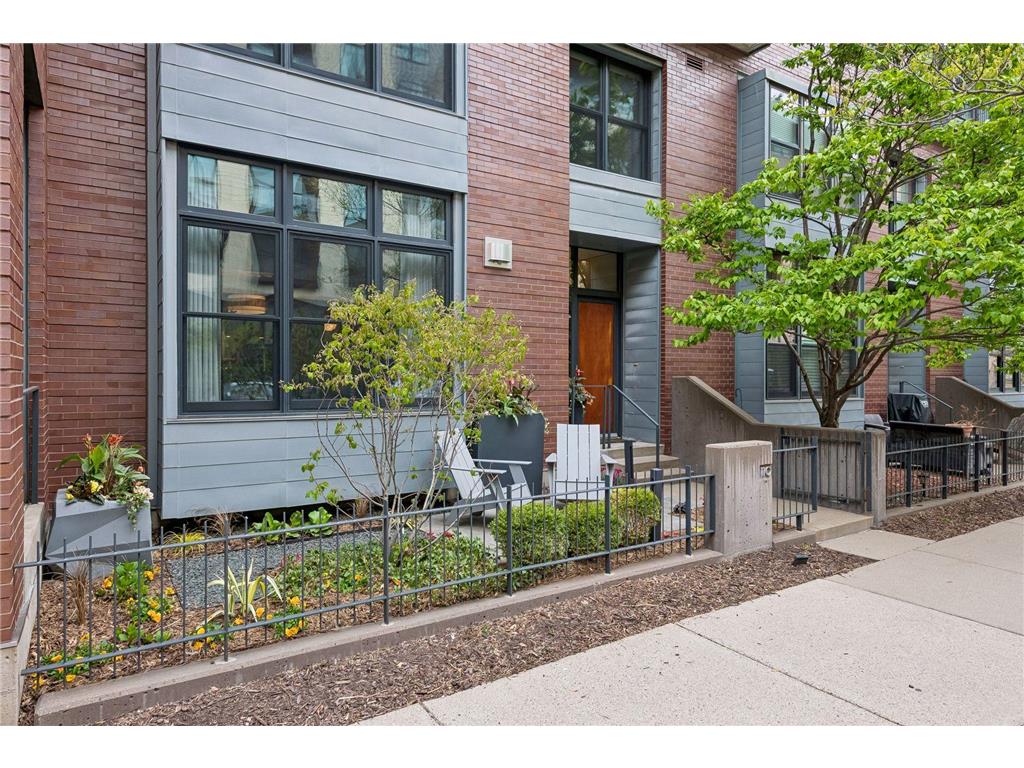 200 Park Avenue #110 Minneapolis MN 55415 7042566 image3