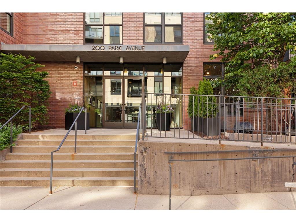 200 Park Avenue #110 Minneapolis MN 55415 7042566 image49