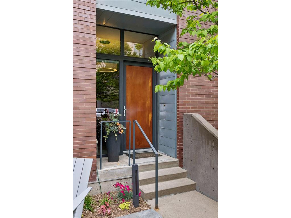 200 Park Avenue #110 Minneapolis MN 55415 7042566 image6