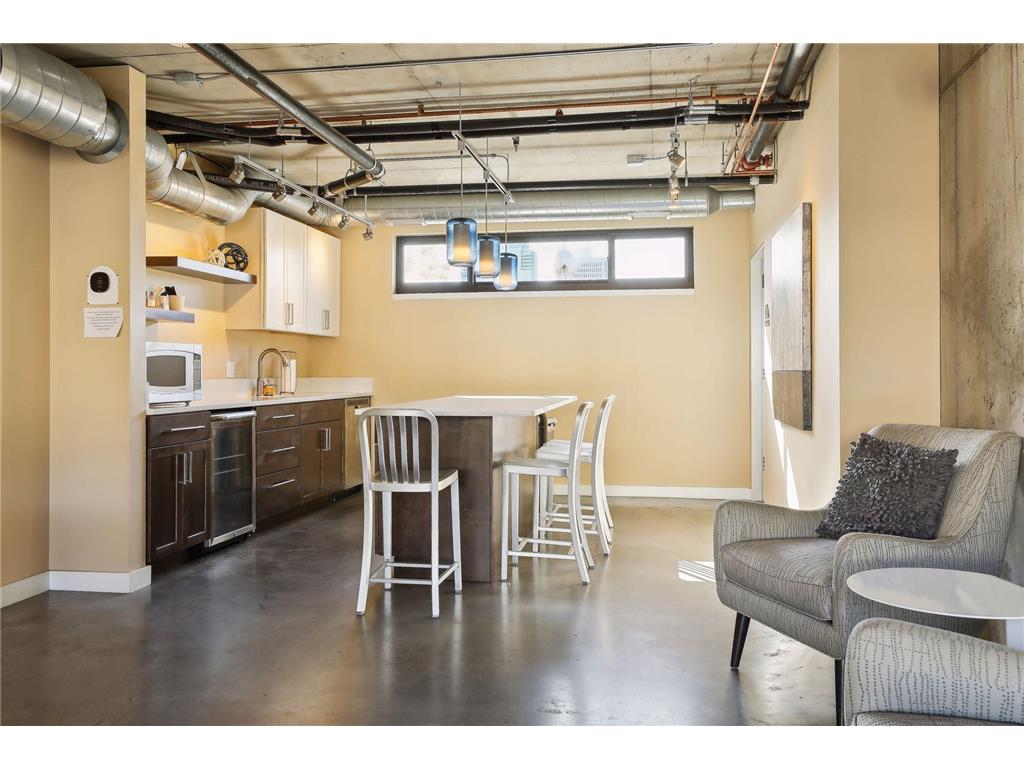200 Park Avenue #110 Minneapolis MN 55415 7042566 image65