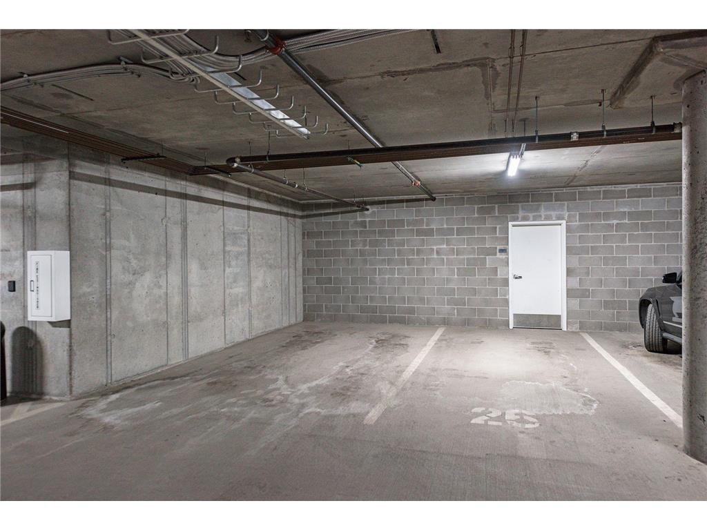 200 Park Avenue #110 Minneapolis MN 55415 7042566 image70