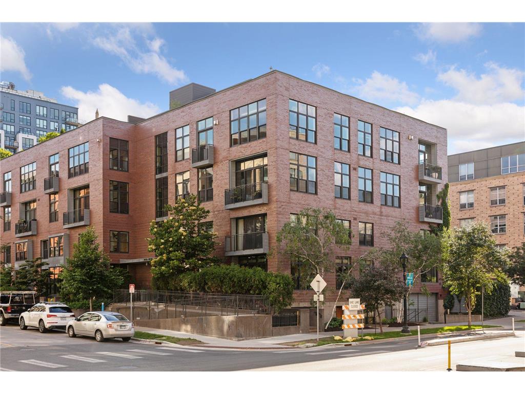 200 Park Avenue #110 Minneapolis MN 55415 7042566 image71