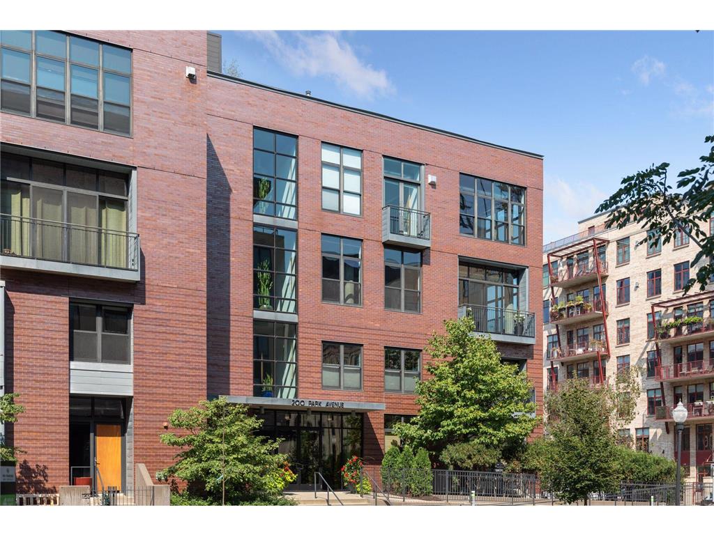 200 Park Avenue #110 Minneapolis MN 55415 7042566 image74