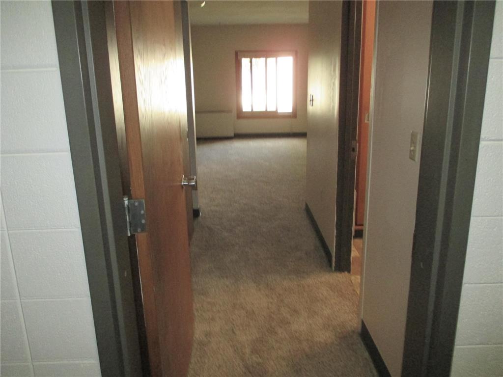 200 S 4th Street #21 Marshall MN 56258 7053012 image5