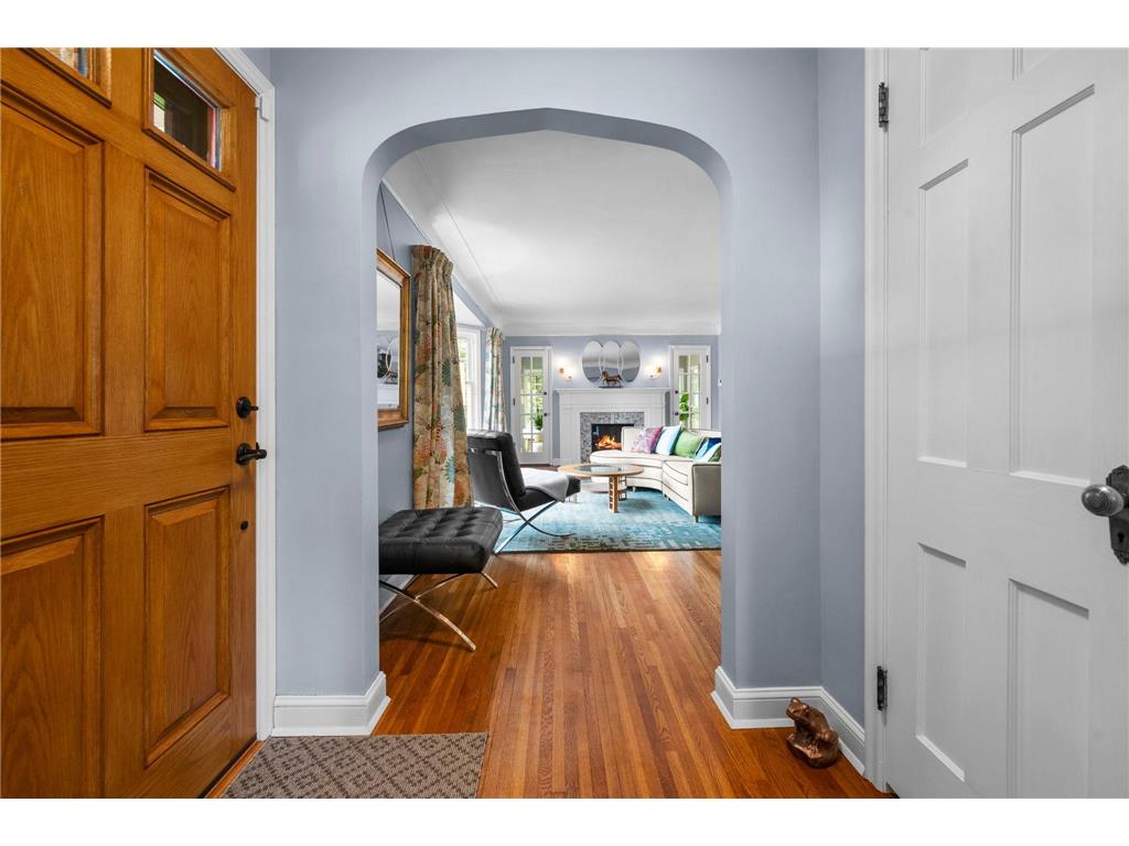 200 Thomas Avenue S Minneapolis MN 55405 7074818 image16