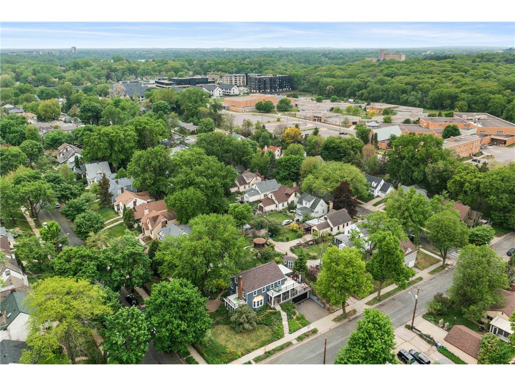 200 Thomas Avenue S Minneapolis MN 55405 7074818 image3