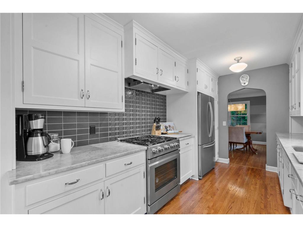200 Thomas Avenue S Minneapolis MN 55405 7074818 image34