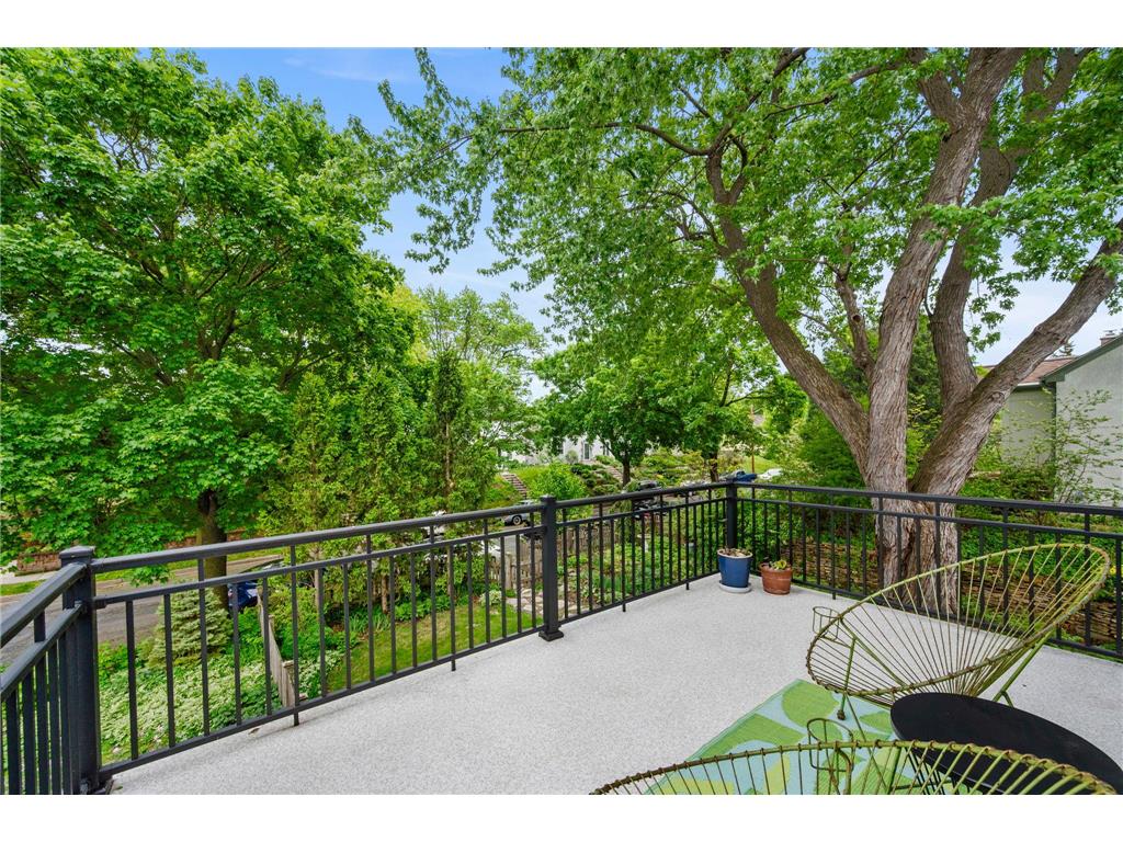 200 Thomas Avenue S Minneapolis MN 55405 7074818 image74