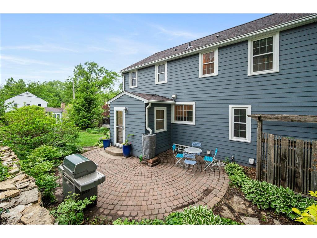 200 Thomas Avenue S Minneapolis MN 55405 7074818 image96