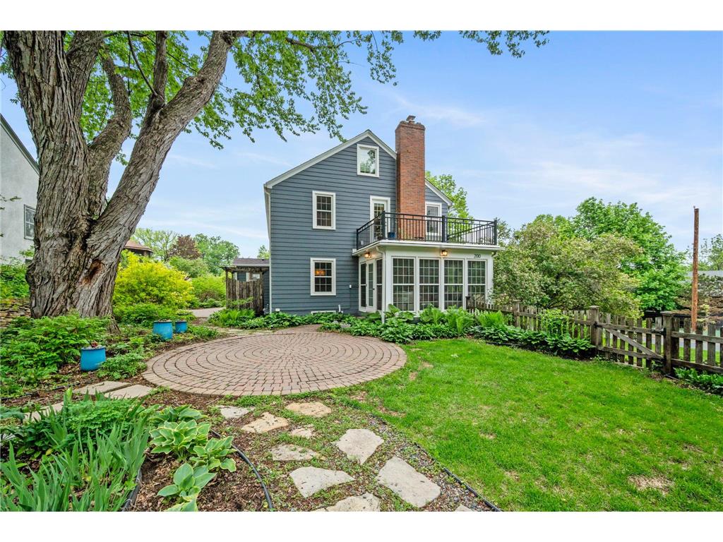 200 Thomas Avenue S Minneapolis MN 55405 7074818 image99