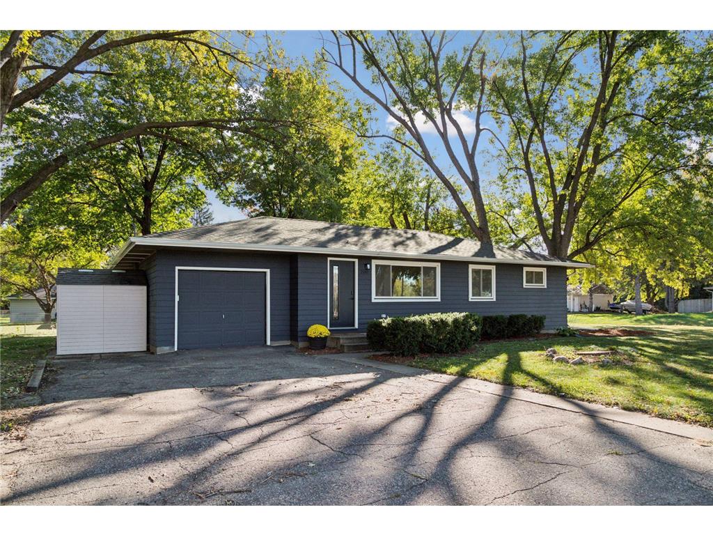 200 Vicksburg Lane N Plymouth MN 55447 6802840 image1