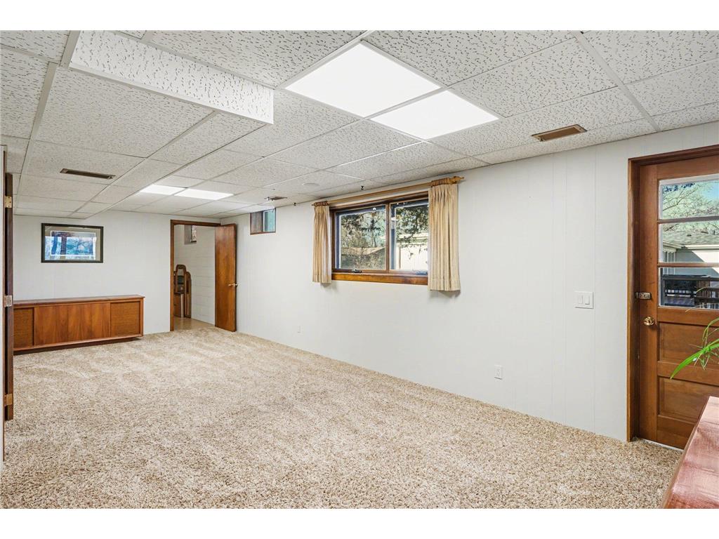 200 W 107th Street Bloomington MN 55420 7038253 image18