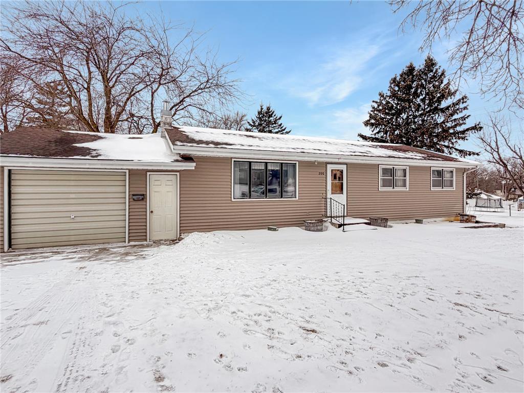 200 Water Street Russell MN 56169 7014849 image1
