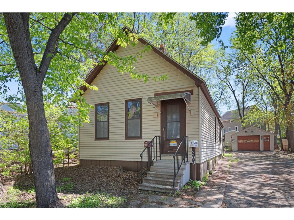 200 Winona Street W West Saint Paul MN 55118 6716764 image1
