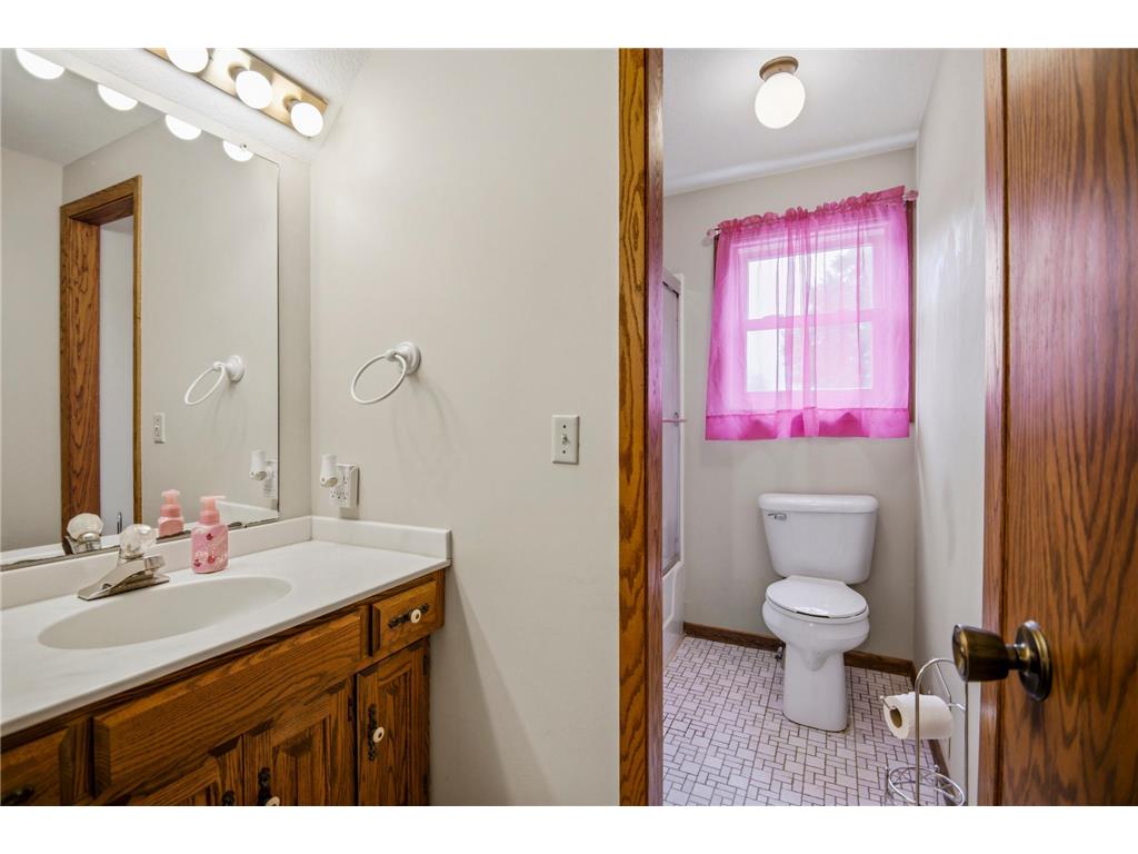 2000 9th Street SW Austin MN 55912 7077528 image29
