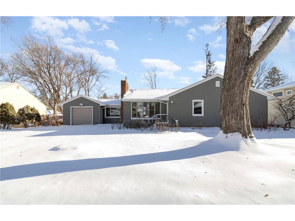 2000 Beacon Street Roseville MN 55113 6643156 image1