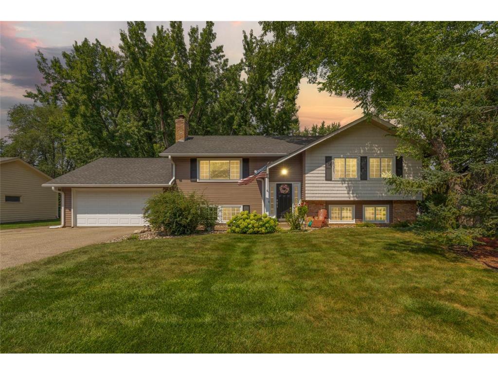 2000 E 115th Street Burnsville MN 55337 6776319 image1
