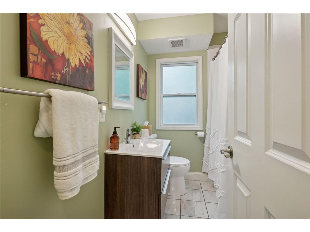 2000 Hampshire Avenue S Saint Louis Park MN 55426 7048819 image13