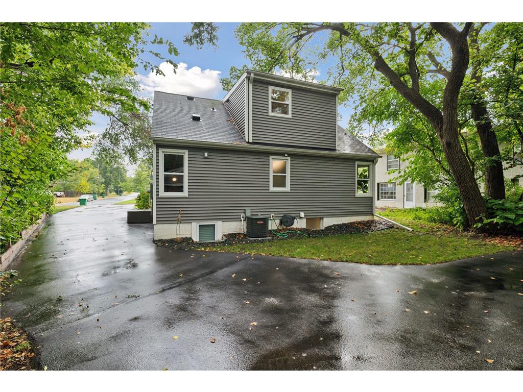 2000 Hampshire Avenue S Saint Louis Park MN 55426 7048819 image36