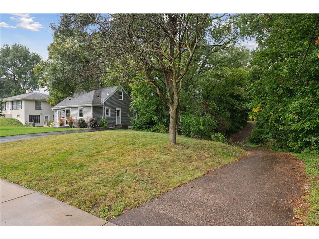 2000 Hampshire Avenue S Saint Louis Park MN 55426 7048819 image37