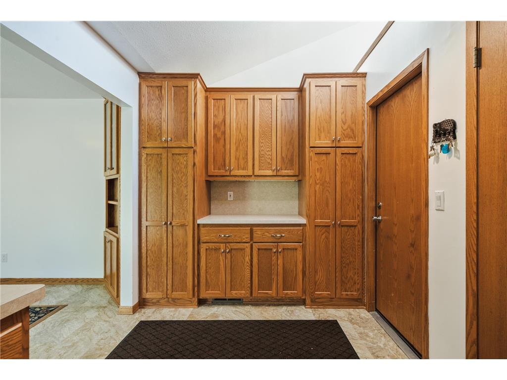 2000 Ordway Street Golden Valley MN 55422 7041568 image10