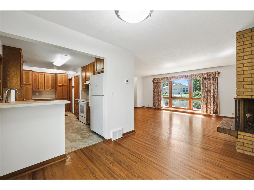 2000 Ordway Street Golden Valley MN 55422 7041568 image5