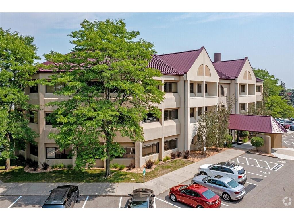 2000 Plymouth Road Minnetonka MN 55305 6814786 image1