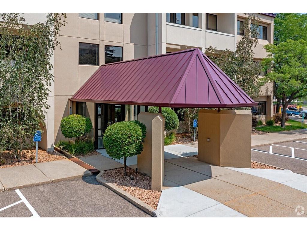 2000 Plymouth Road Minnetonka MN 55305 6814786 image2