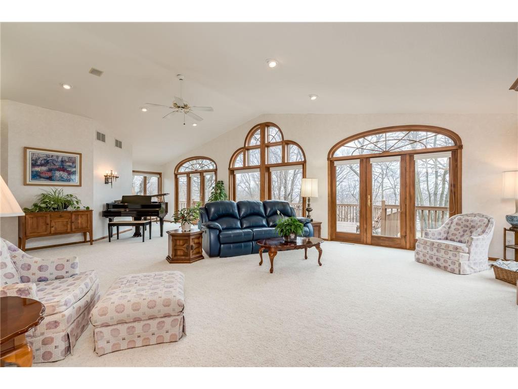 2000 Roe Crest Drive North Mankato MN 56003 7045158 image11